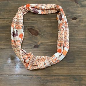 Infinity kids scarf.